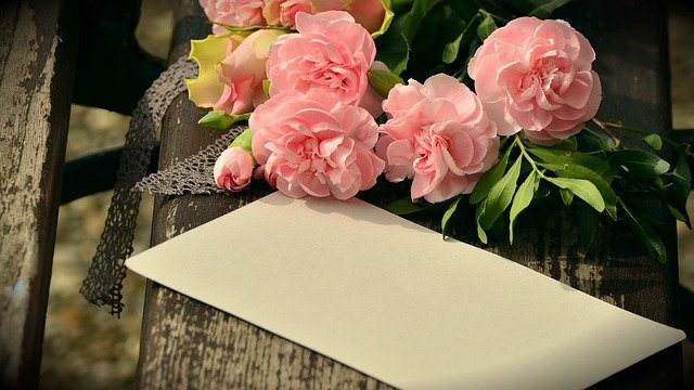 bouquet-1463378_640.jpg